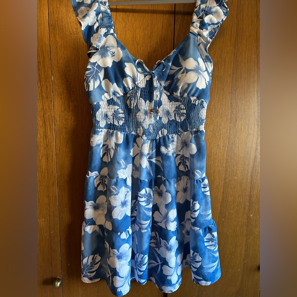 Floral tie-back sundress